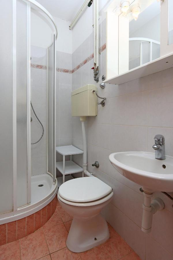 Studio Punat 5410a Bagian luar foto