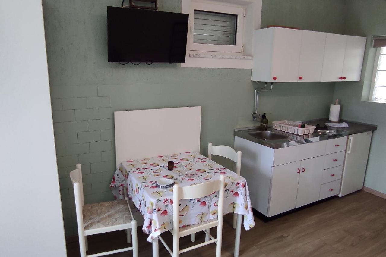 Studio Punat 5410a Bagian luar foto